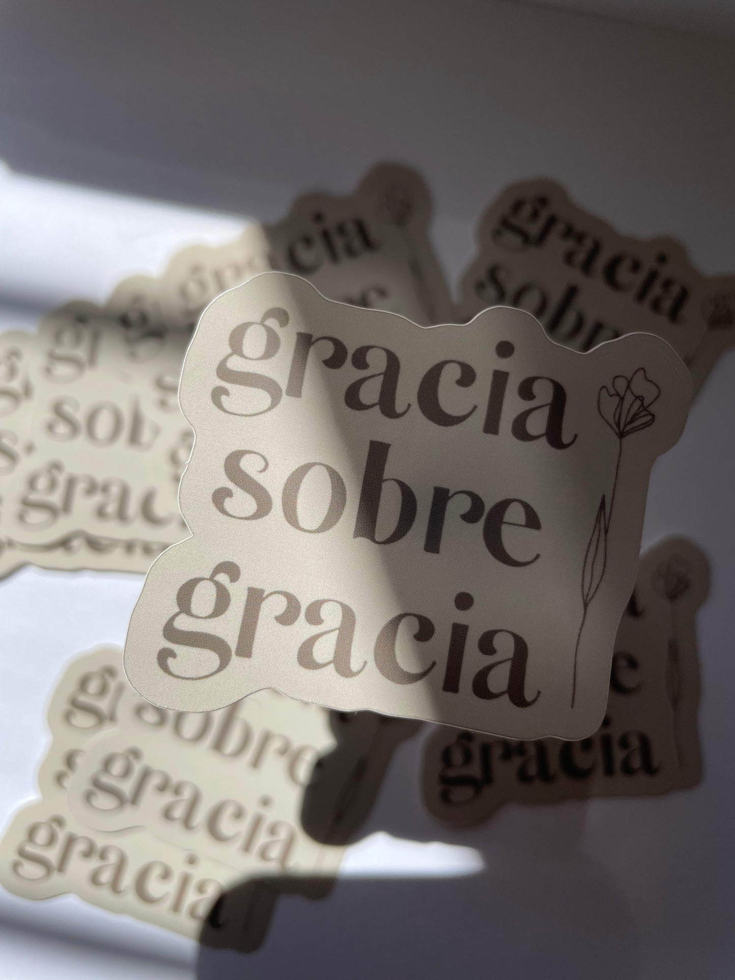 Gracia Sobre Gracia Sticker