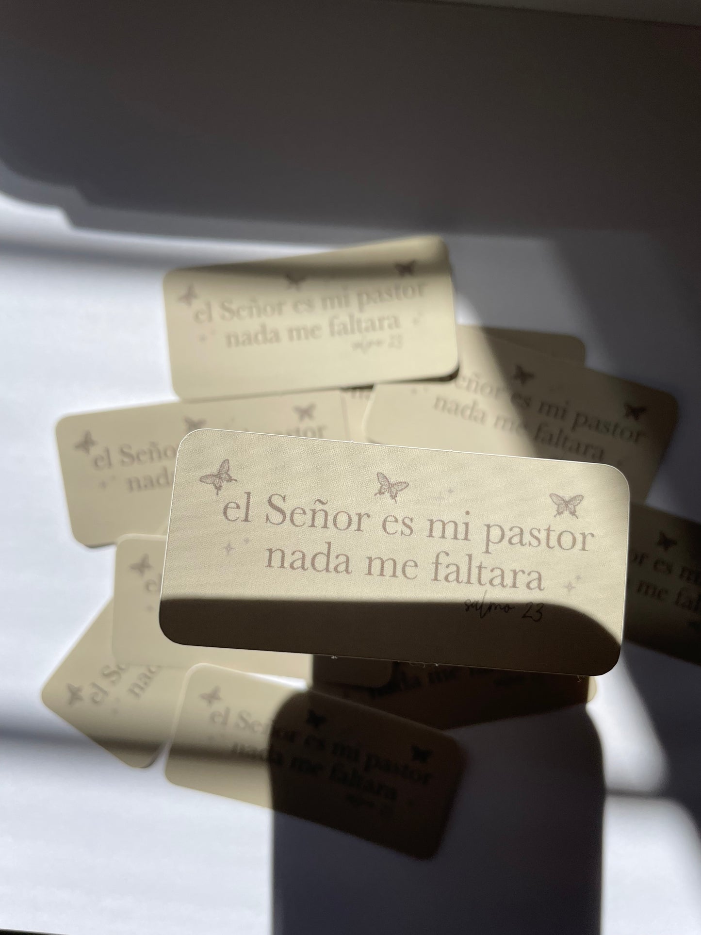 El Senior Es Mi Pastor Sticker